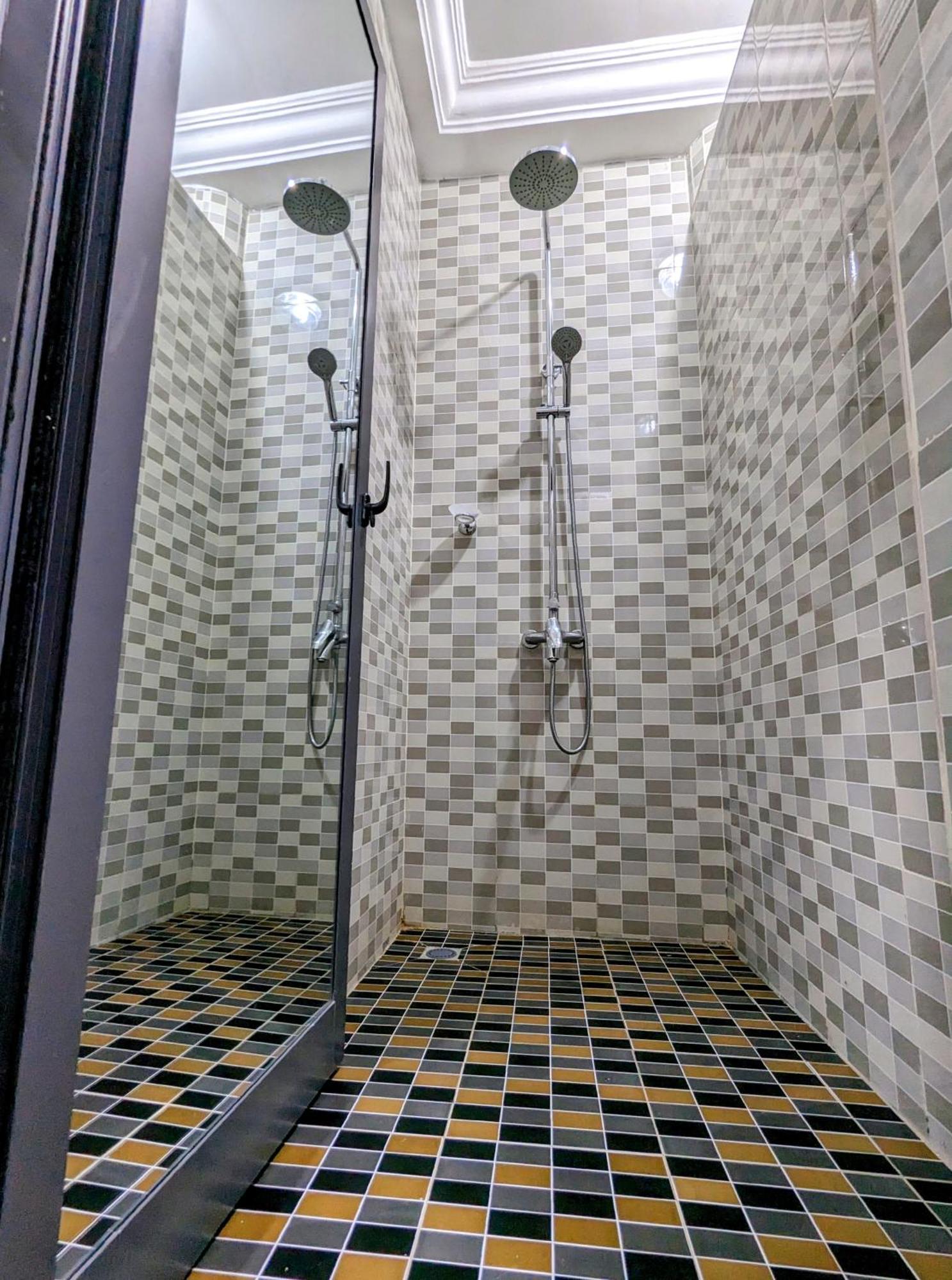 Les Ombrelles Appart'Hotel كوتونو المظهر الخارجي الصورة